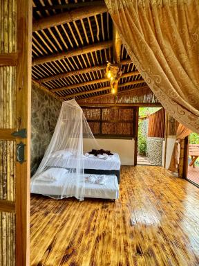 Beach Alojamiento Natural La Cueva de Morgan San Rafael - Housity
