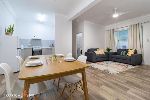 The Jabiru 2 Bed Unit Walk To The Foreshore - Housity