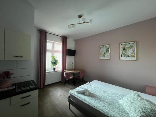 eM Apartment 6 - Housity
