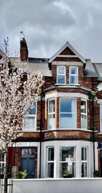 The Muse - Luxury 5 Bedroom House - Housity