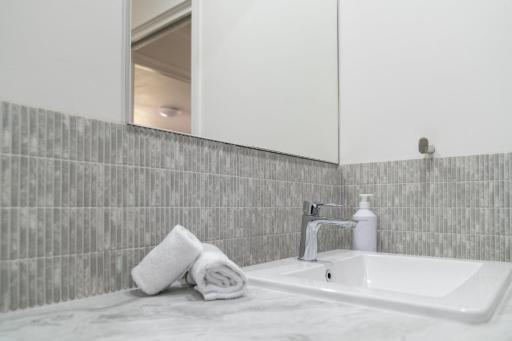 Bells Beach Cottages - Pet friendly cottage with wood heater - Housity