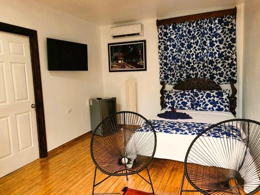 Tico Bed & Breakfast La Fortuna - Housity