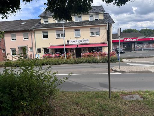 Haus Berrenrath - Housity