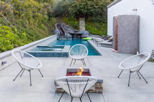 Villa Valencia by AvantStay Entertainers Dream w Outdoor Kitchen Spa Views - Housity