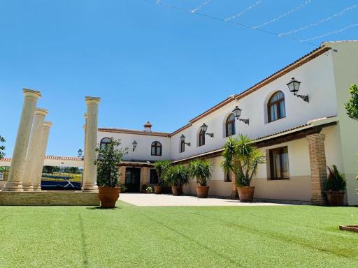 Hotel Restaurante Paneque - Housity