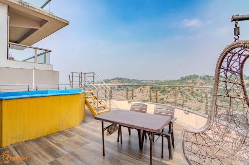 Pooja Villa Suites-Rooms and Pool, Igatpuri - Housity