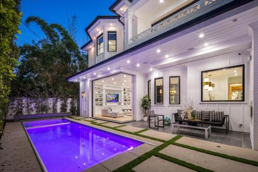 Gardner Modern - Housity
