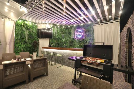 February Hotel SeongSeo - Housity