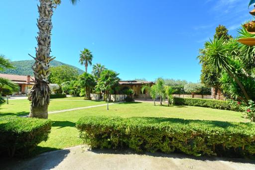 Garden House - Housity