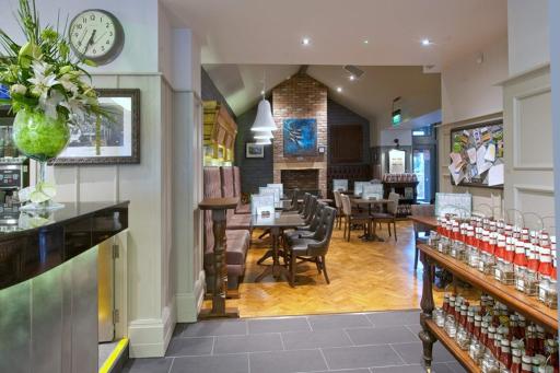 The Saltoun Inn - Housity