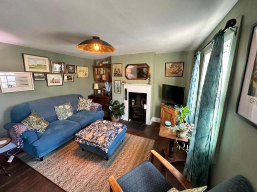 Elegant town house in Stroud - Housity