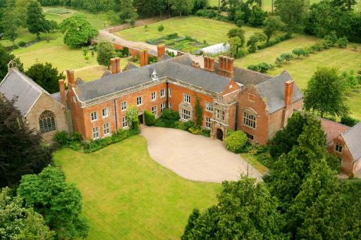 Grafton Manor Hotel - Housity