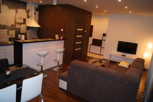 Apartamenty Kamienna - Wypoczynek , cisza i spokój - Nie na imprezy - Housity
