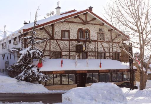 Le Cedrus Hotel - Housity