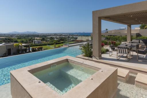 Maravilla Luxury Living - Housity