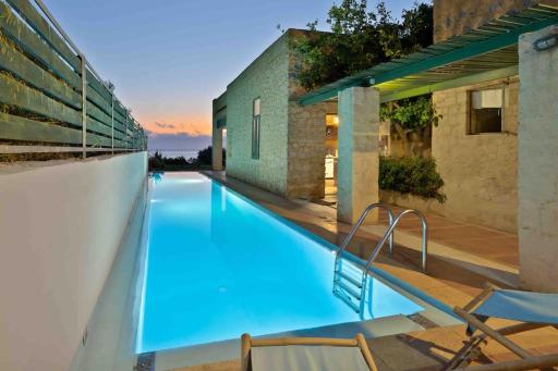 Villa Mediterranea - Heated Pool optional - Housity