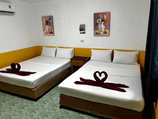 Coco's Guest House - Housity