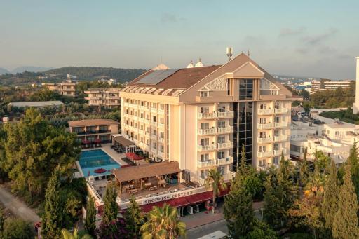 Justiniano Theodora Resort - Housity