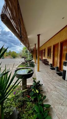OKU Guest House - Housity