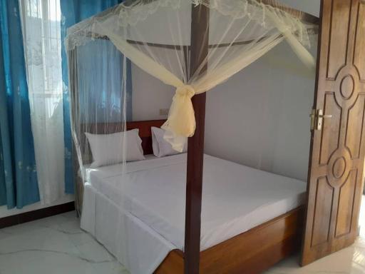 Zansi beach house - Housity