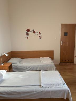 Hotel Haga - Housity
