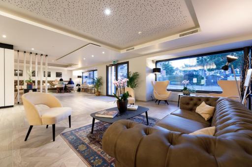 Ambassador Boutique Hotel - Housity