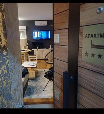 Apartman Jezero - Housity