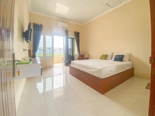 Urbanview Griya Lota Guest House Banyuwangi - Housity
