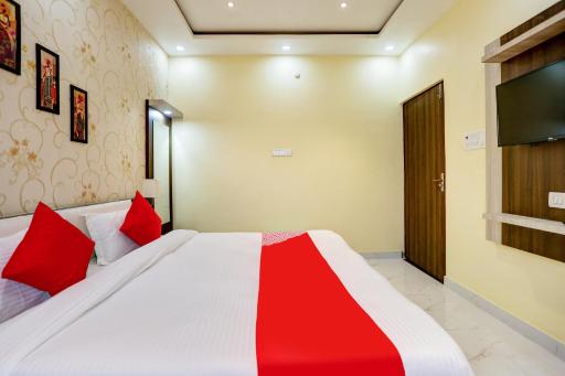 Flagship Divine Paradise - Housity