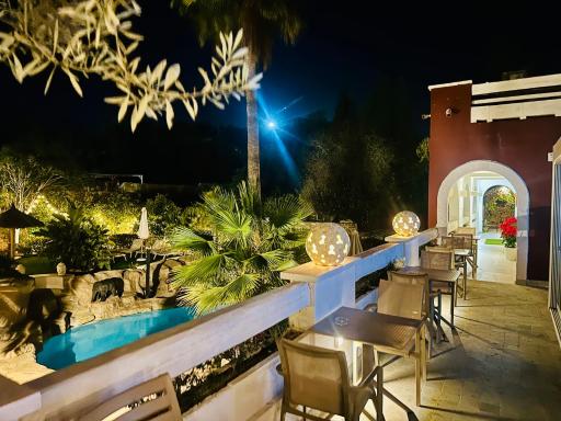 The Red Farm Relais & Spa - Housity