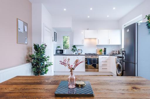 Durham City - 10 min Walk with Parking - Housity