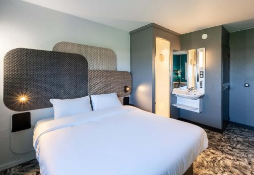 B&B HOTEL Calais Terminal Cité Europe 2 étoiles - Housity