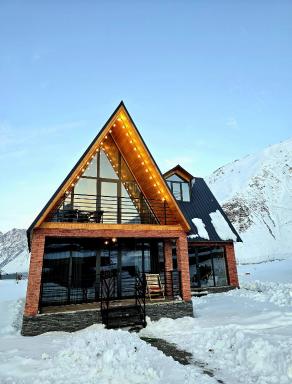 Grand Mountain Cottage - Housity