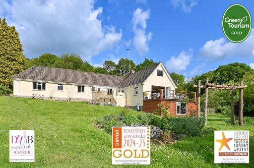 Wray Valley B&B - Sustainable Rural Dartmoor Escape - Hizvo