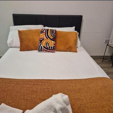 Contemporary 2 bedroom apartment in limerick city - Housity