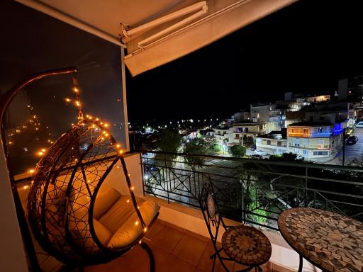 Sea & Mountain Apartment Close to Port and City - Housity