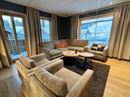 Levi Suites Levi Gold - Housity