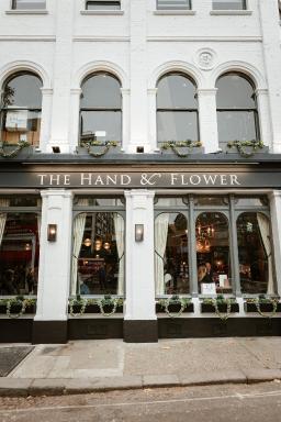 Hand & Flower - Housity