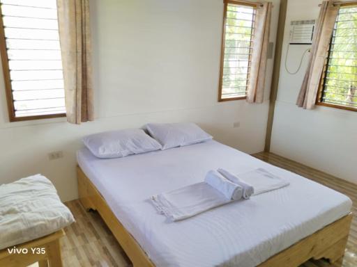 Casa James Apartment, Rooms , Pool and Restaurant - Housity