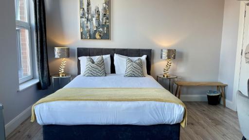 The Muse - Luxury 5 Bedroom House - Housity