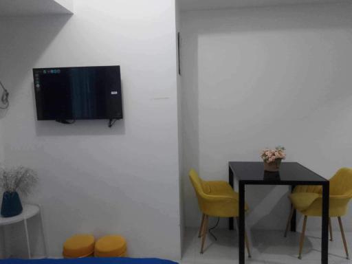 Cozy Condo near US EmbassyErmita Manila/ Roxas blvd/ Dolomite beach - Housity