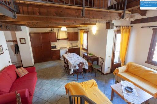 Chalet Mew - Housity