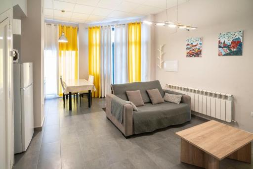 Apartamentos La Plazuela Baños de Montemayor - Housity