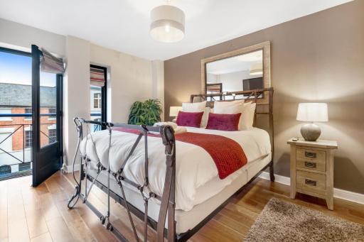 The Jewellery Suites Birmingham - Housity