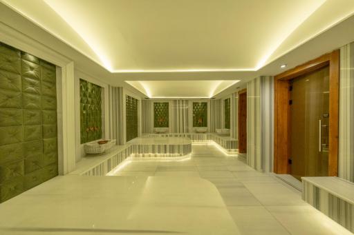 MQ Hotel Suites - Housity