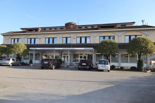 Hotel Ristorante Continental - Housity