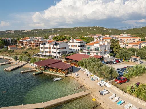 Apartments by the sea Stara Novalja, Pag - 9710 - Housity