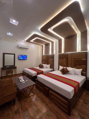 Gulberg Inn Hotel Lahore - Housity