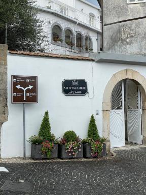 AFFITTACAMERE al CASTELLO AIROLA BN - Housity