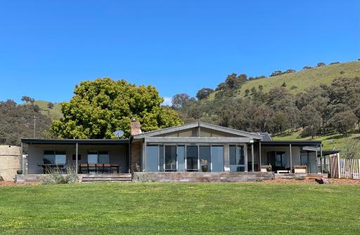 Headley Homestead - The Village Green - Housity